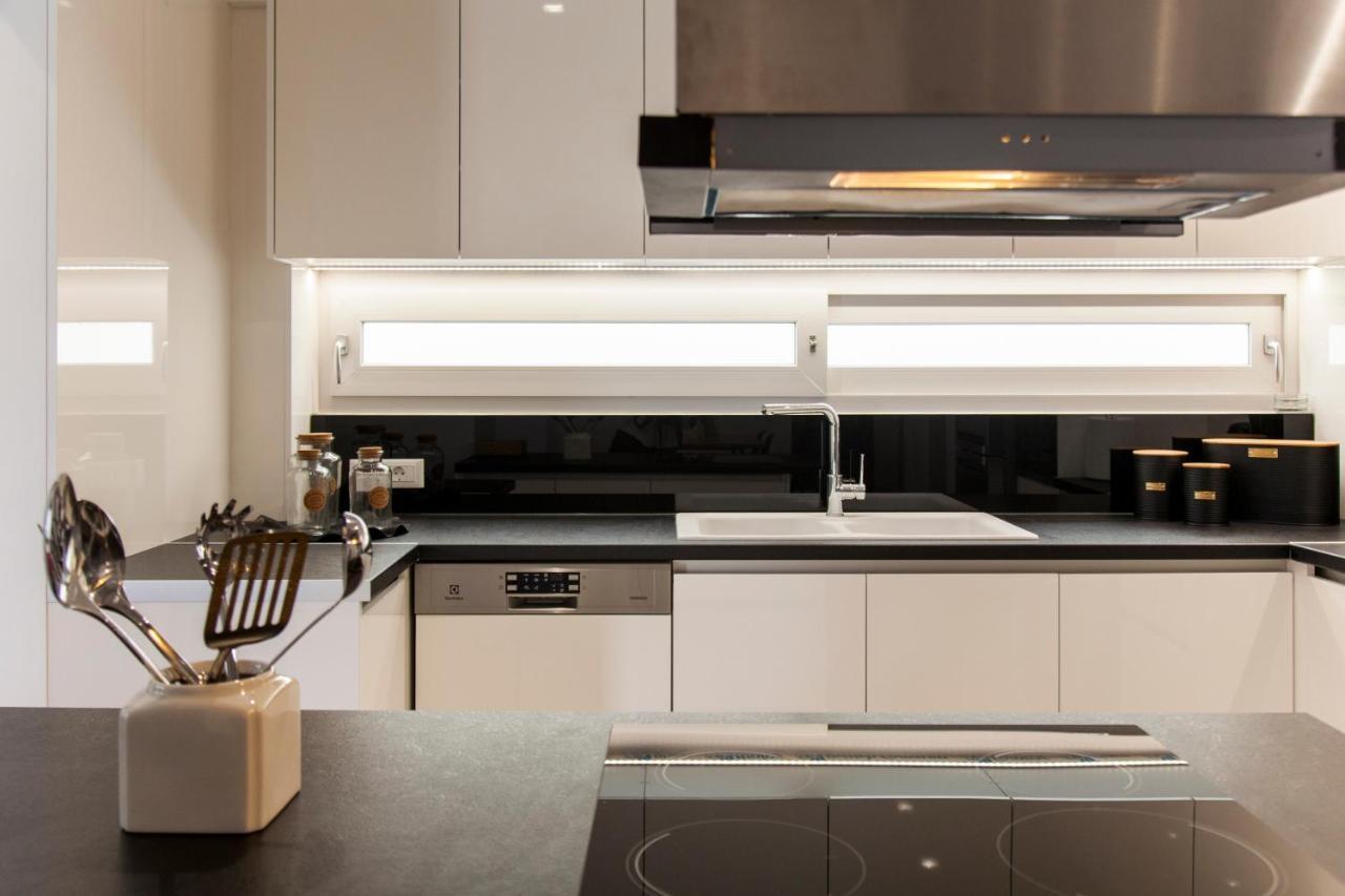 Emfasis Loft Spacious And Elegant Heraklion エクステリア 写真